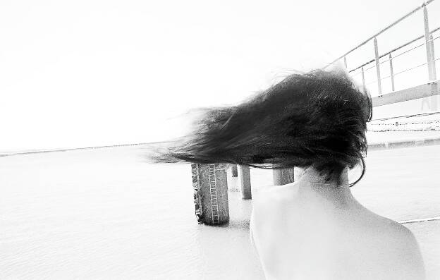 Cheveux au vent
